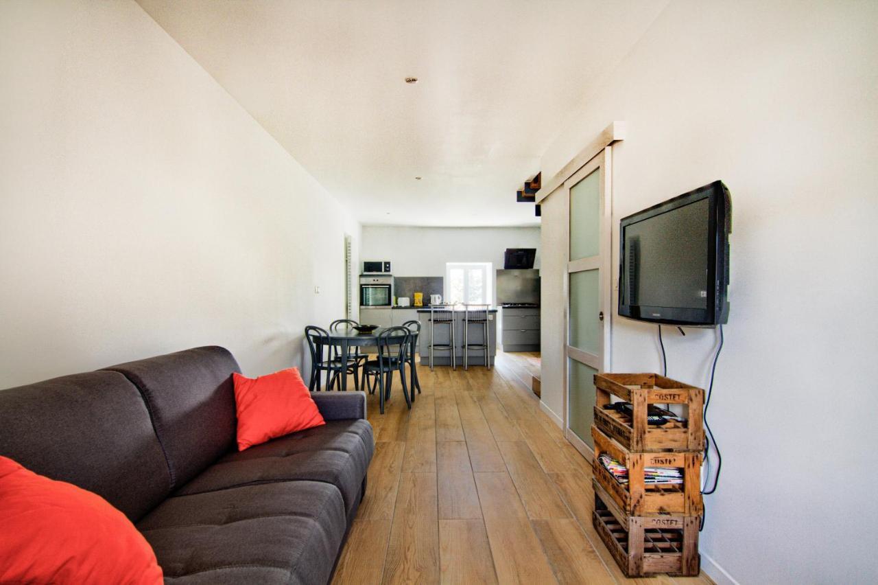 Le Rock Apartment Saint-Julien-Chapteuil Bagian luar foto