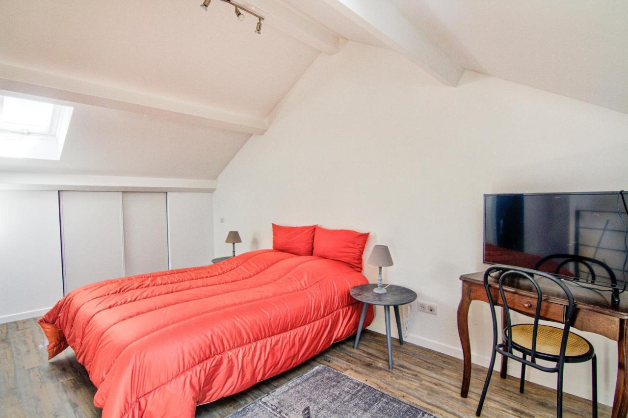 Le Rock Apartment Saint-Julien-Chapteuil Bagian luar foto