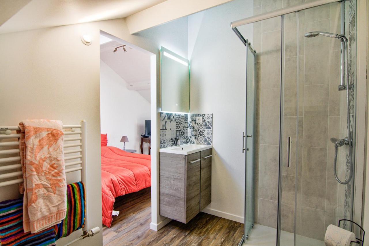 Le Rock Apartment Saint-Julien-Chapteuil Bagian luar foto